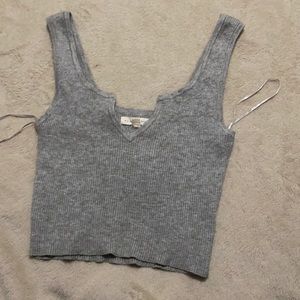 Grey tank top / crop top